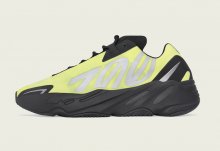 YEEZY Boost 700 MNVN Phos